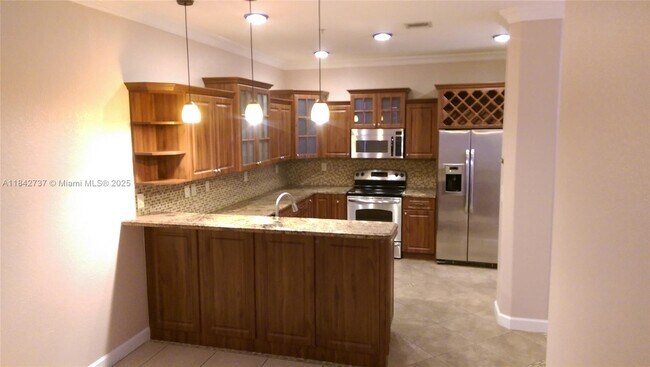 Foto del edificio - 4321 SW 160th Ave