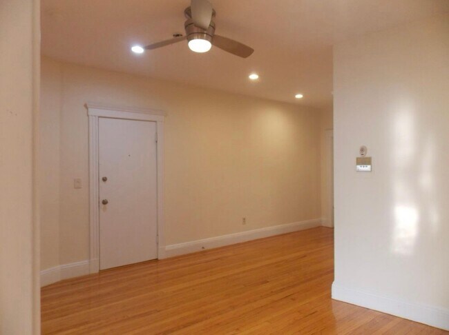 Foto del edificio - 6 Sutherland Rd