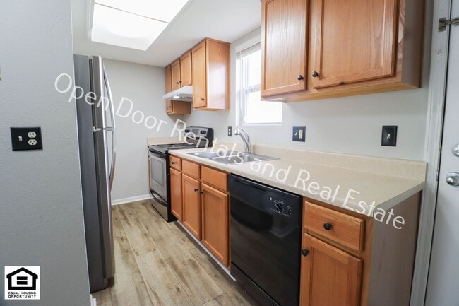 Building Photo - 7701-7729  E State Blvd