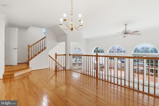 Foto del edificio - 21770 Ladyslipper Sq