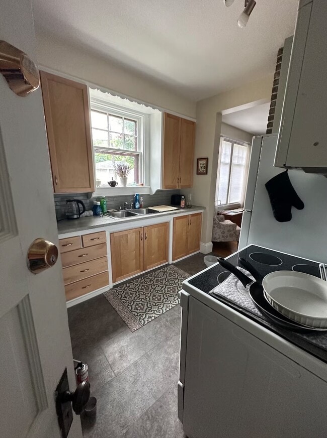 Photo du bâtiment - 71 Williams St