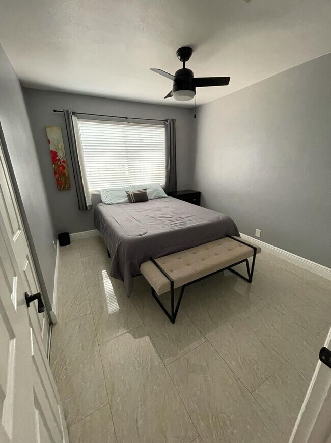 Foto del edificio - 2624 SW 6th St