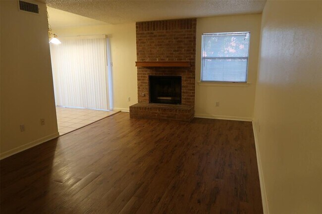 Building Photo - 2311 Whitlow Cove