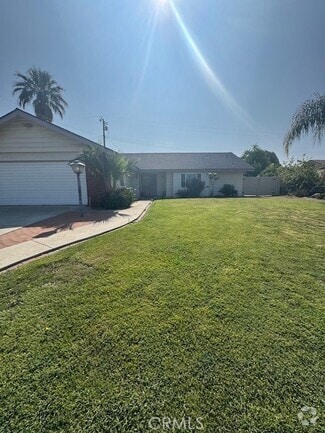 Building Photo - 5971 Rogers Ln
