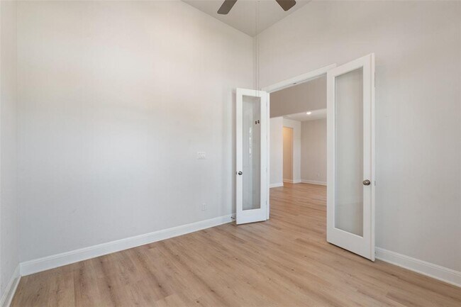 Foto del edificio - 159 Fireside Rd