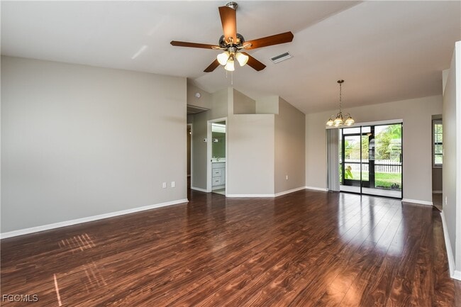 Foto del edificio - 3304 SW 11th Ct