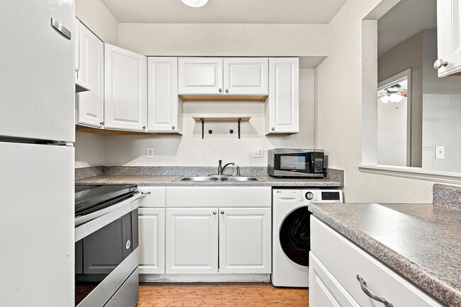 Building Photo - 9240 W 49th Ave