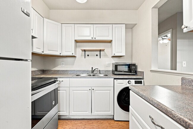 Foto del edificio - 9240 W 49th Ave