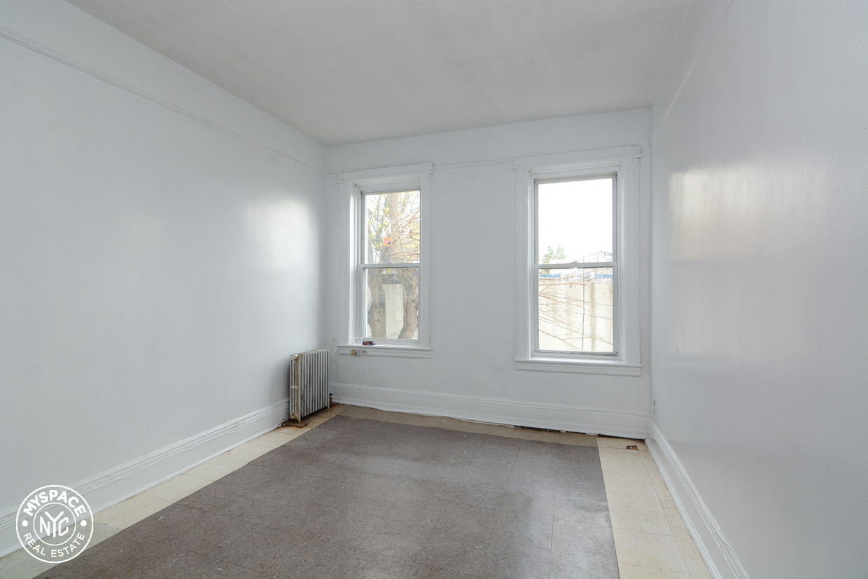Primary Photo - 3012 Cortelyou Rd