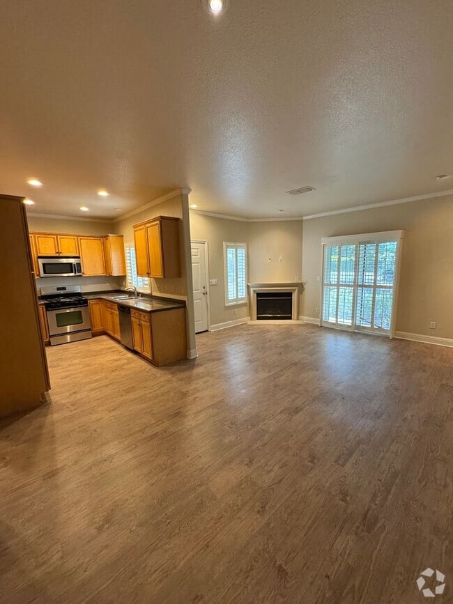 Building Photo - 632 Shasta Oaks Cir