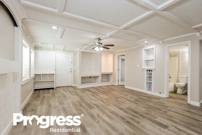 Building Photo - 5857 S Stone Flower Way