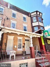 Building Photo - 1538 W Butler St