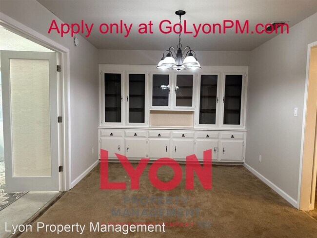 Foto del edificio - 3 br, 2 bath House - 905 Sycamore Lane