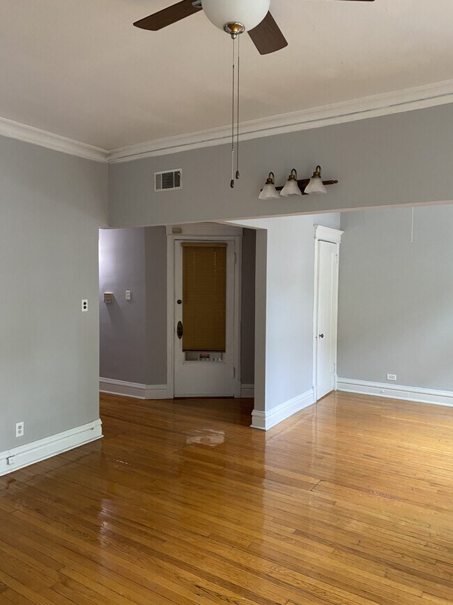 Foto del edificio - 4546 N Sheridan Rd