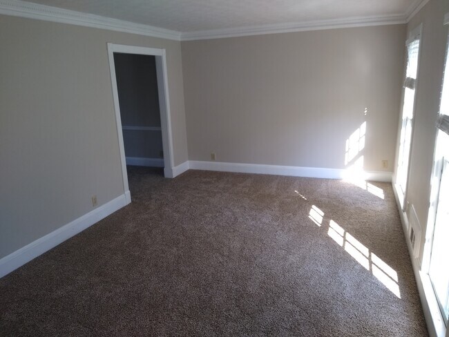Foto del edificio - 1256 Tred Avon Way SW