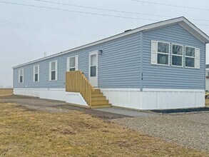 Building Photo - 14876 Washington Rd