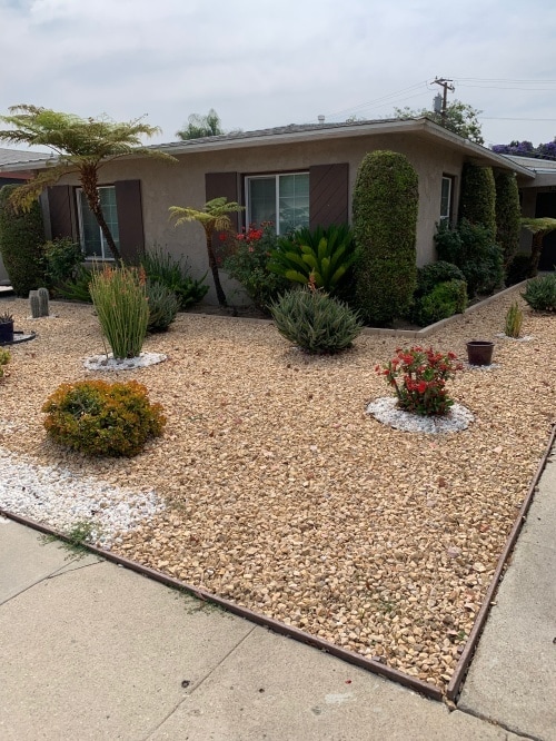 Front view - 9044 Hubbard St