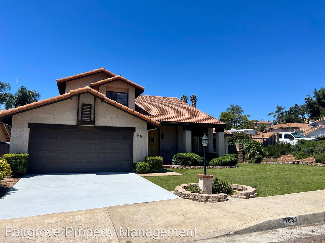 Primary Photo - 4 br, 3.5 bath House - 1033 Paseo Entrada