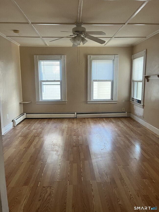 Foto del edificio - 128 S Whittlesey Ave