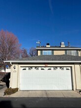 Building Photo - 4770 Old Church Ct