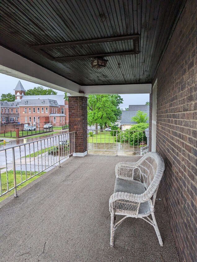 Primary Photo - 528 S Kentucky Ave