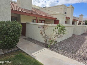 Building Photo - 633 W Southern Ave Building Photo - 633 W Southern Ave