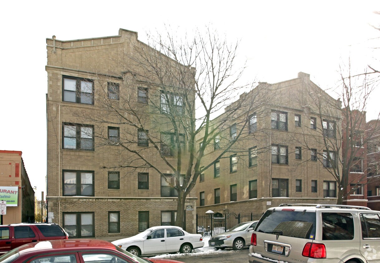 Building Photo - 6341-6349 N Magnolia Ave