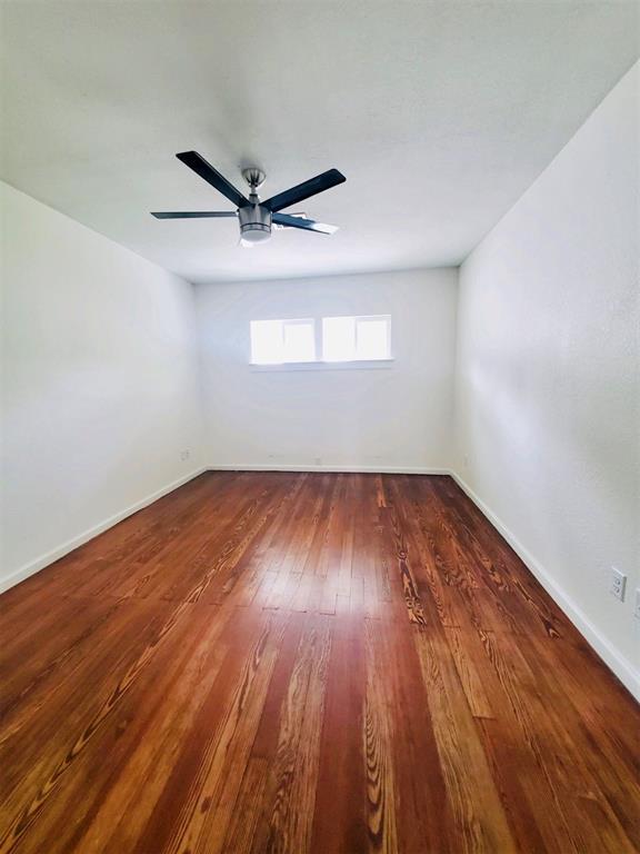 Foto del edificio - 728 W 21st St