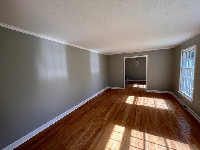 Foto del edificio - 1148 Pine Knolls Rd