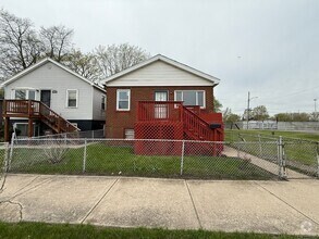 Building Photo - 4004 Carey St