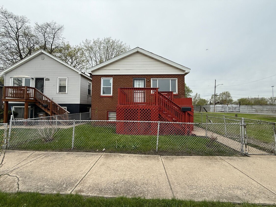Foto principal - 4004 Carey St