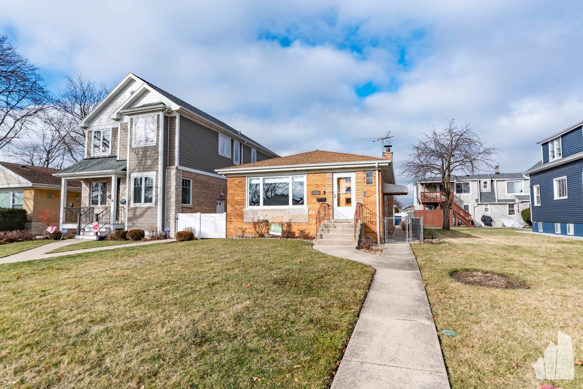 7430 W Palatine Ave Unit SFH, Chicago, IL 60631 Condo for Rent in