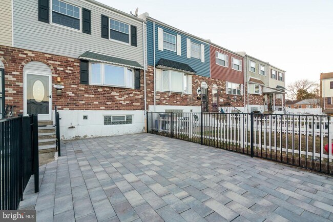 Foto del edificio - 10758 Drumore Pl