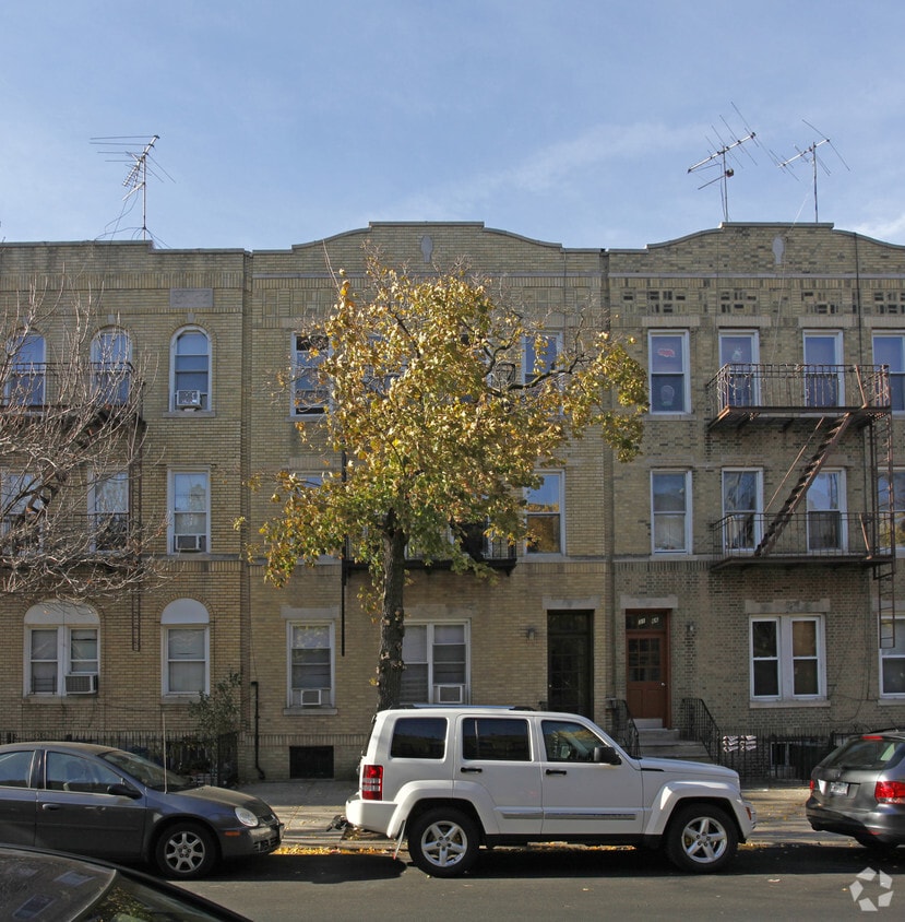 Building Photo - 31-68 35th St