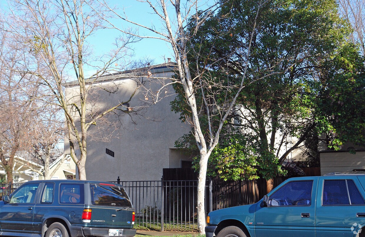 Building Photo - 3201 W St