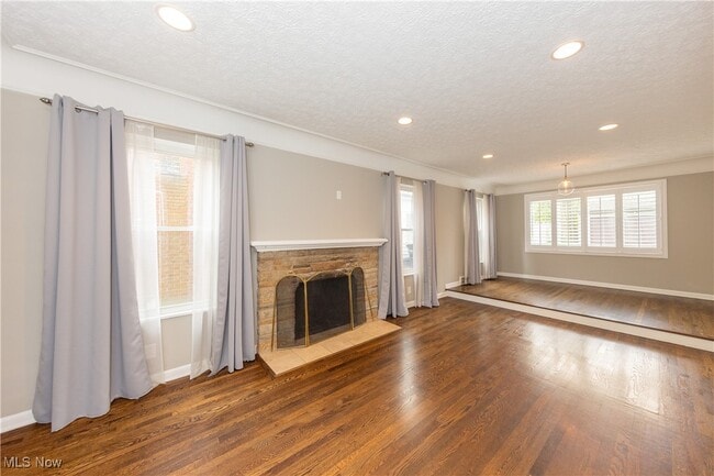 Building Photo - 3702 Glencairn Rd