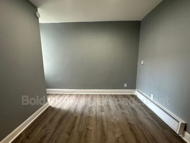 Foto del edificio - 156 W Spruce St