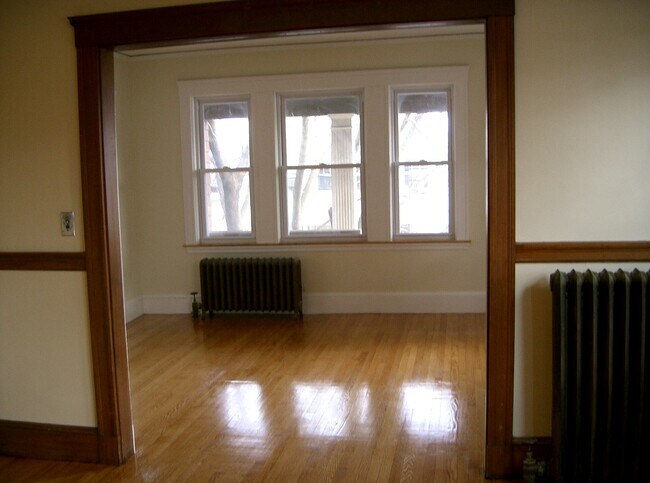 Living Room (A side) - 53 Egerton Rd