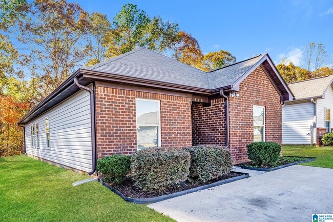 Foto del edificio - 576 Kincaid Cove Ln