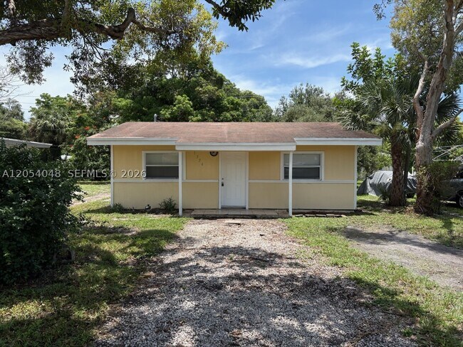 Foto del edificio - 1354 SW 26th Ave