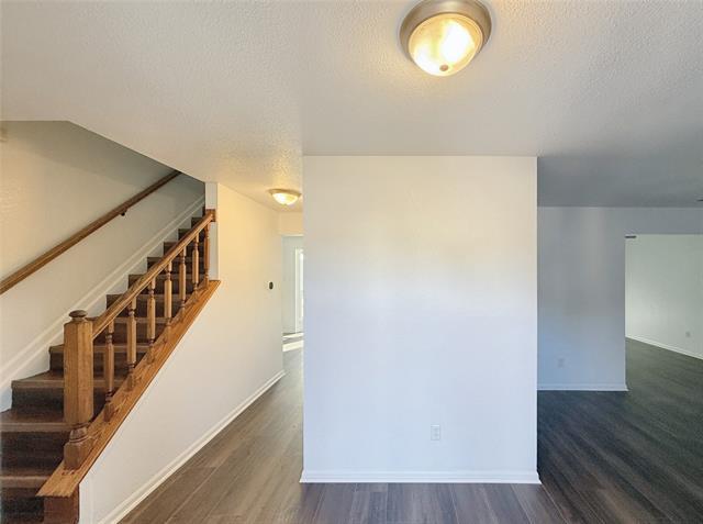 Foto del edificio - 1713 River Birch Dr