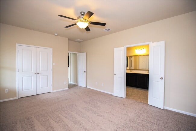 Foto del edificio - 311 Lockridge Hill Ln