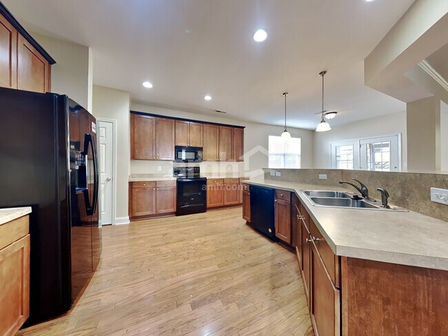 Foto del edificio - 127 Salt Meadow Ln