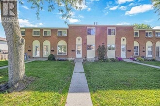 Building Photo - 27 Turner Dr