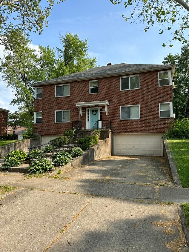 428 Lonsdale Ave Unit 428, Oakwood, OH 45419 Rentals in Oakwood at 428
