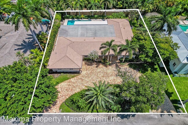 Foto del edificio - 5 br, 4 bath House - 1043 Adams street
