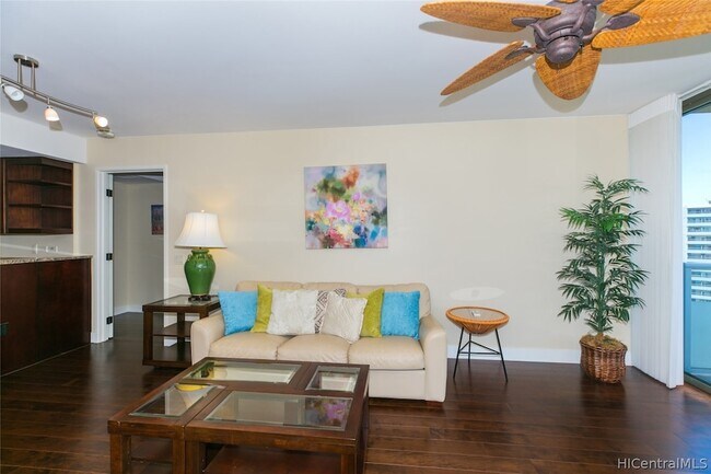 Foto del edificio - 1551 Ala Wai Blvd