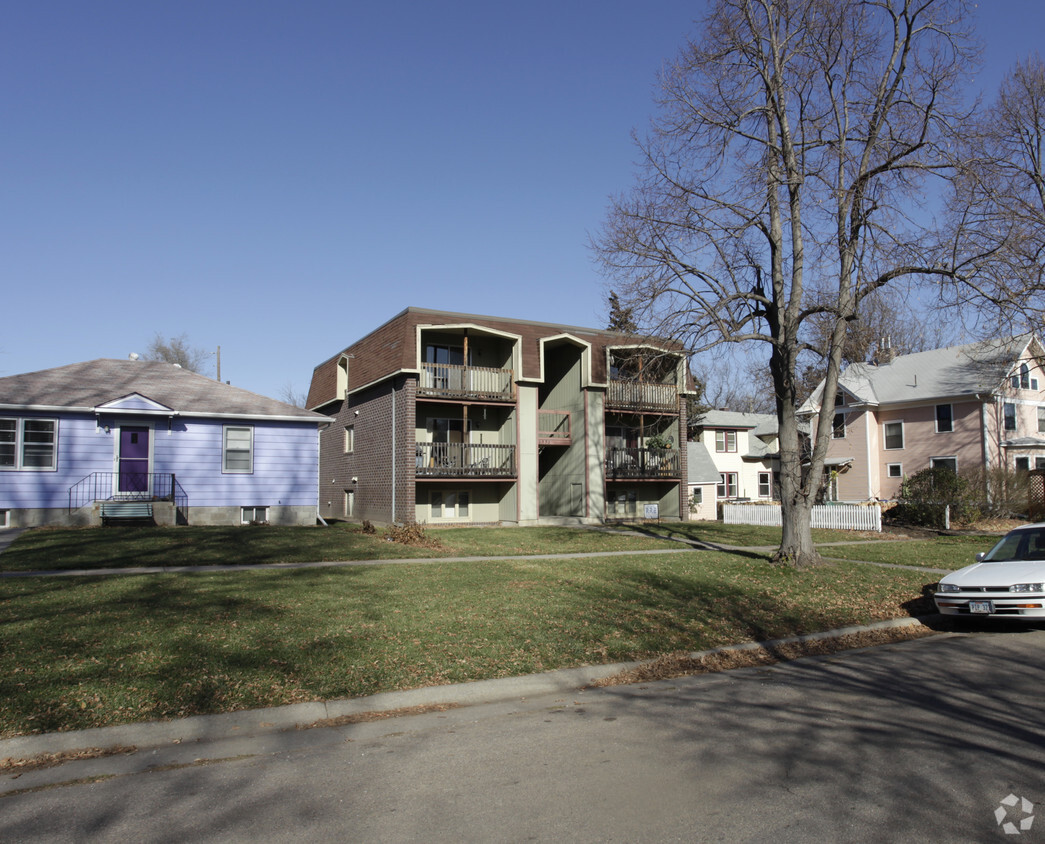 Primary Photo - 2532 T St