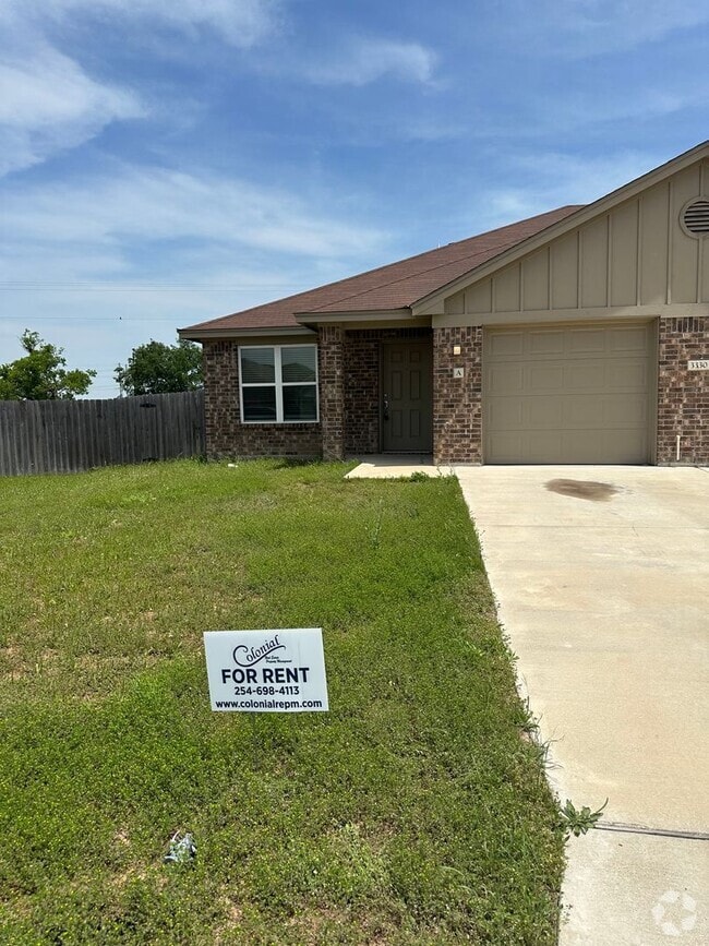 Building Photo - 3330 A Stonewall Dr
