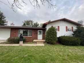 Building Photo - 1155 Dogwood Ridge Rd